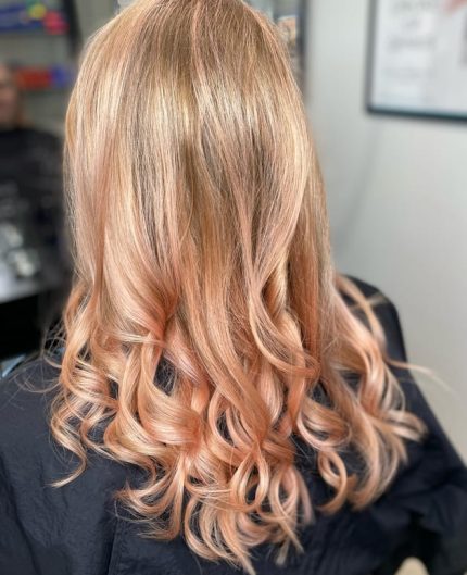 balayage med en lyserød toning_image2